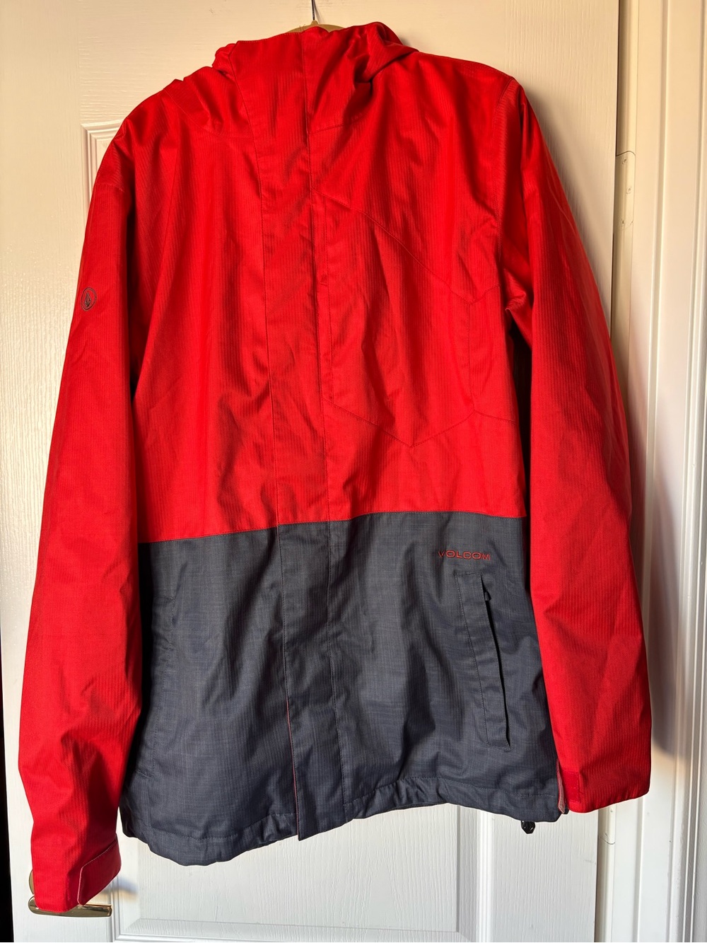 Volcom Retrospec Insulated Jacket Ski Snowboard Winter Men’s XL red gray hooded